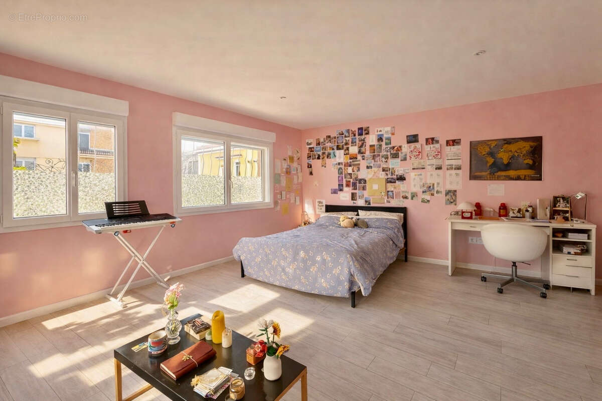 Maison à DEUIL-LA-BARRE