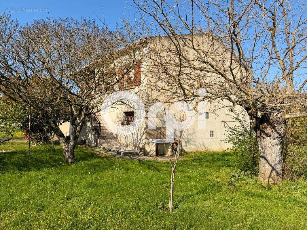 Maison à SAINT-ALBAN-AURIOLLES