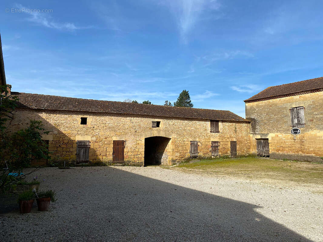 Maison à LES EYZIES-DE-TAYAC-SIREUIL
