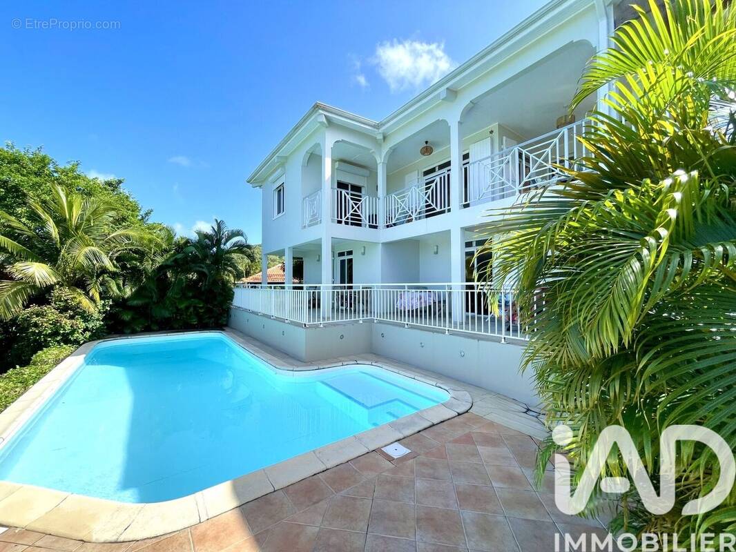 Photo 1 - Maison à LA TRINITE