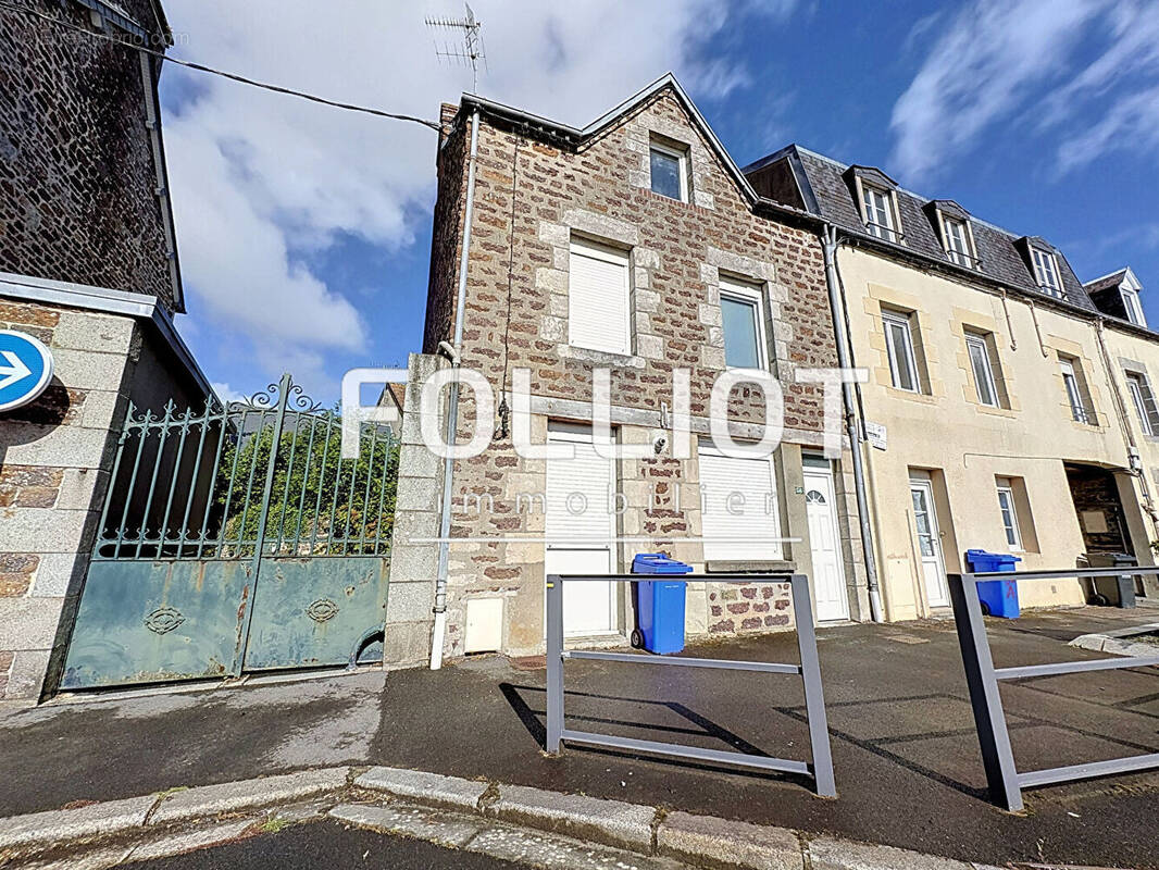 Maison à BREHAL