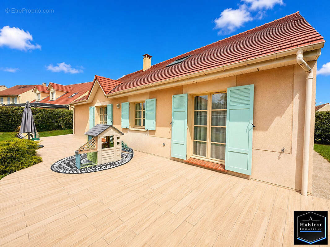 Maison à MOUSSY-LE-NEUF