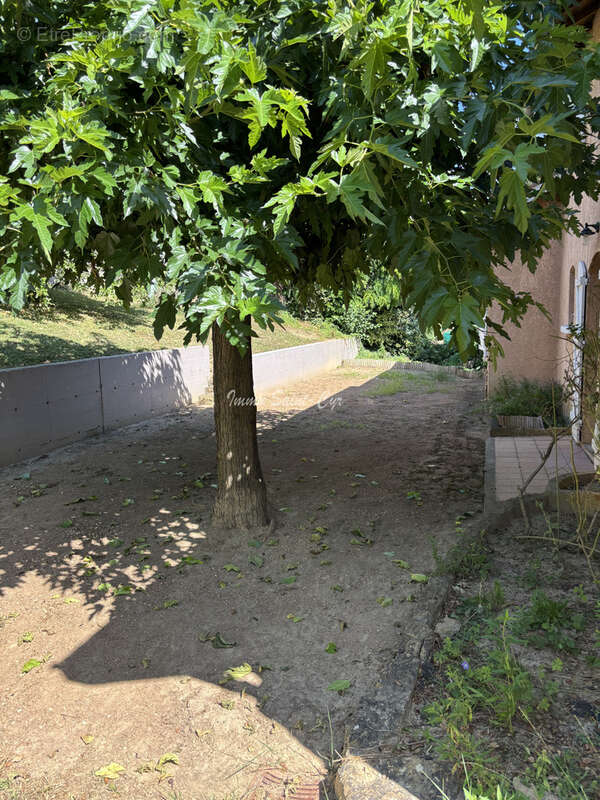 Maison à SAINT-CYR-AU-MONT-D'OR