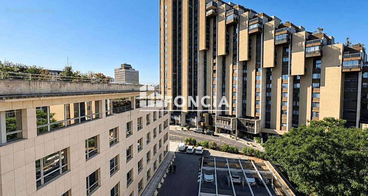 A vendre superbe duplex place de la comedie + stationnement + ascenseur + cave - photo 9