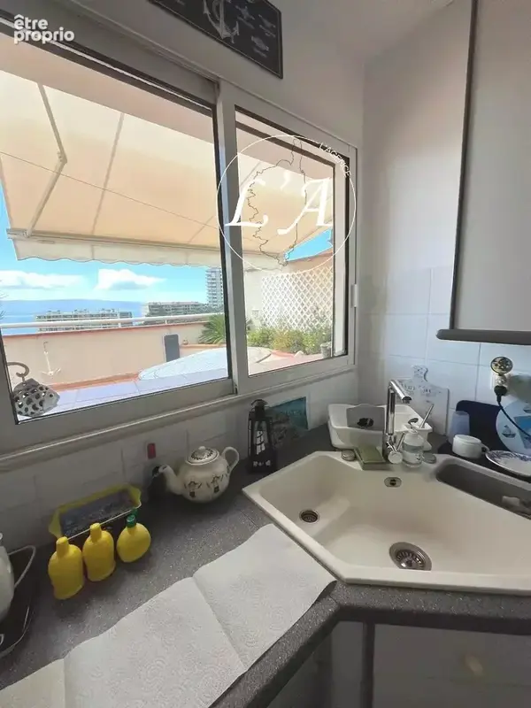 Duplex de standing en dernier étage – Triangle d’Or Ajaccio – Vue mer, terrasses, suite parentale - photo 20