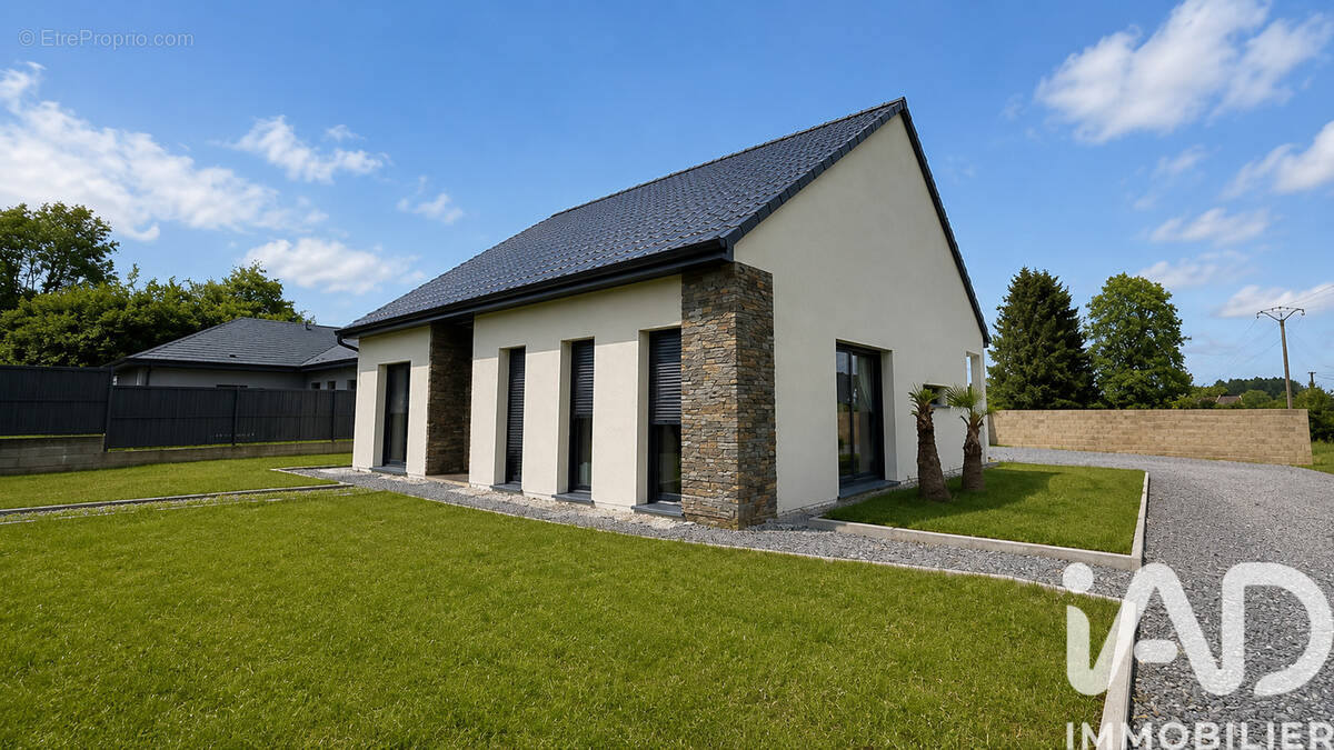 Photo 1 - Maison à RENWEZ