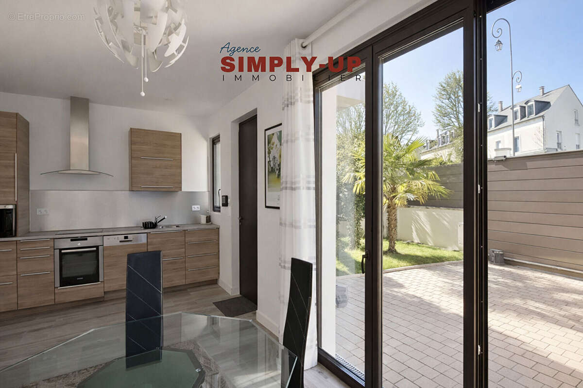 Maison à VERSAILLES