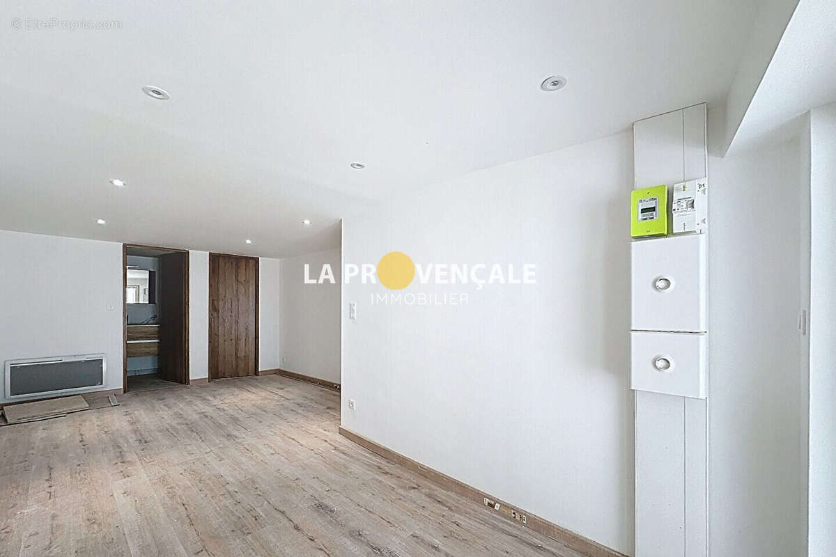 Appartement à TRETS