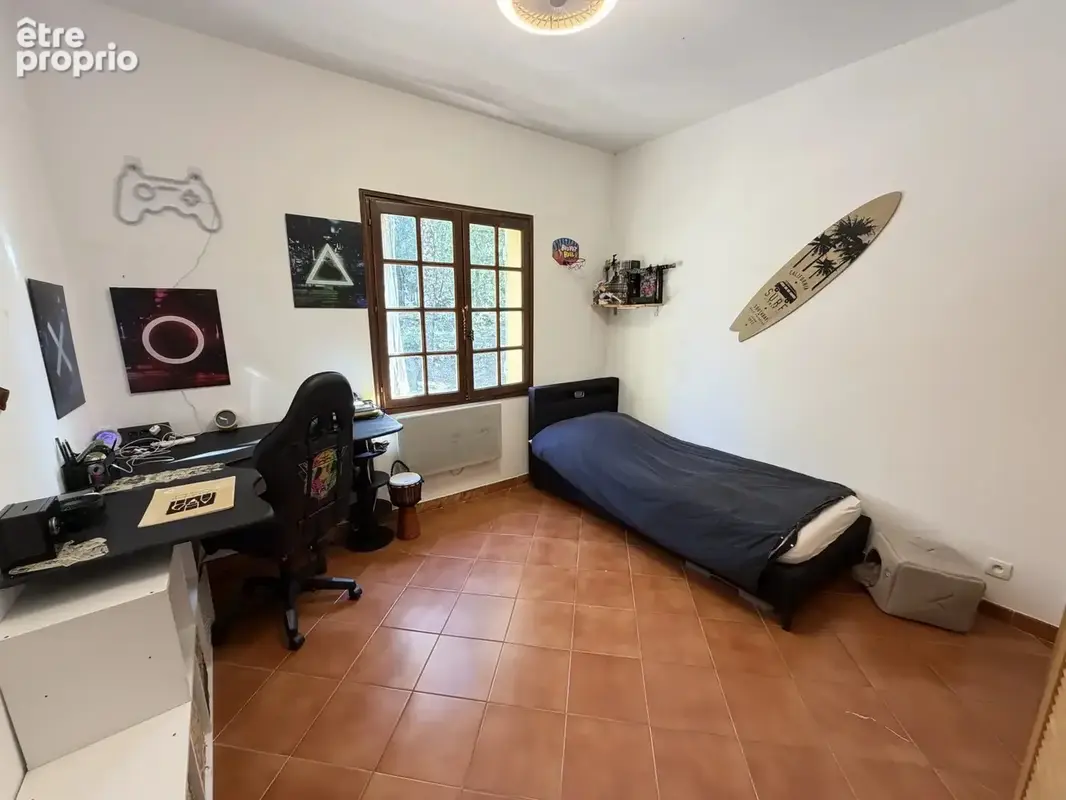 Callas – charme provençal, calme absolu et bel espace piscine - photo 12