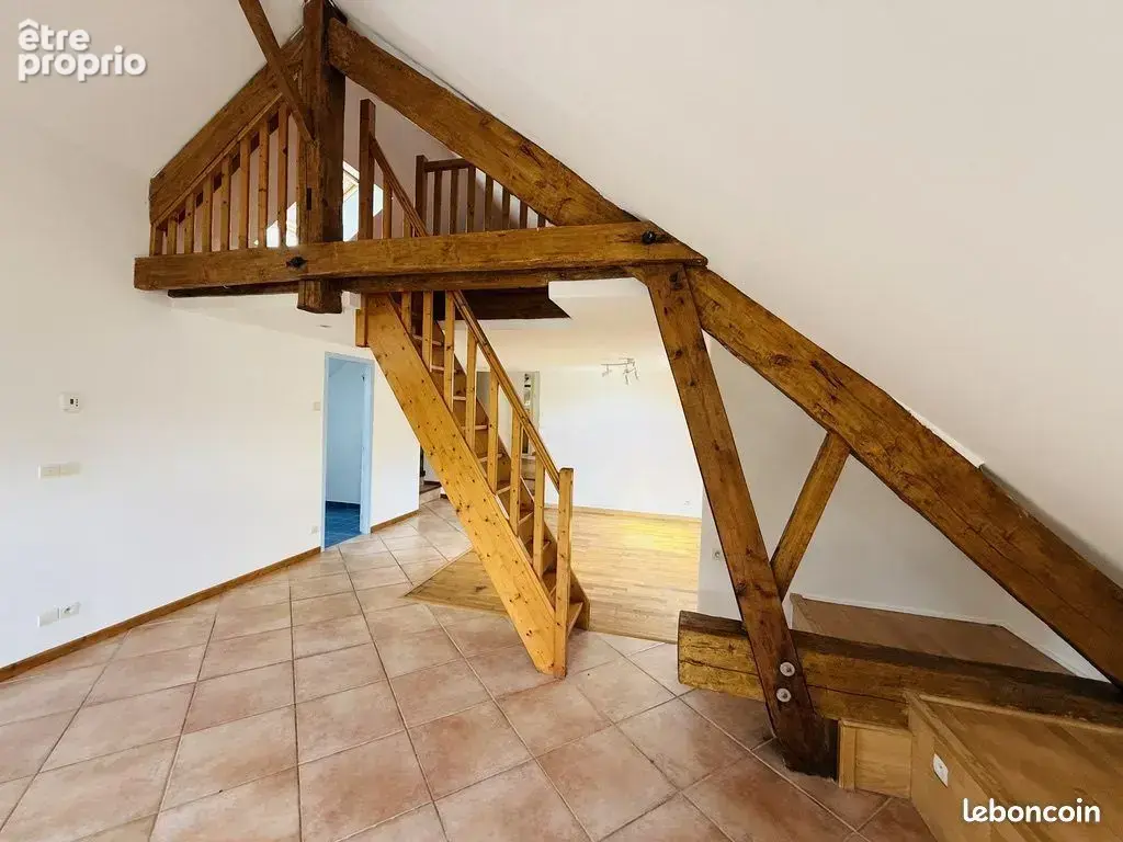 Beau T4 atypique, fort potentiel - photo 5