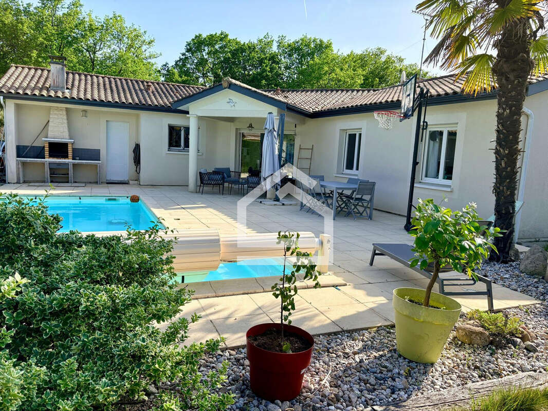 Maison à MARTIGNAS-SUR-JALLE