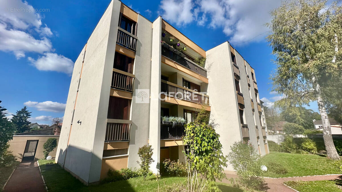 Appartement à VILLEMOMBLE