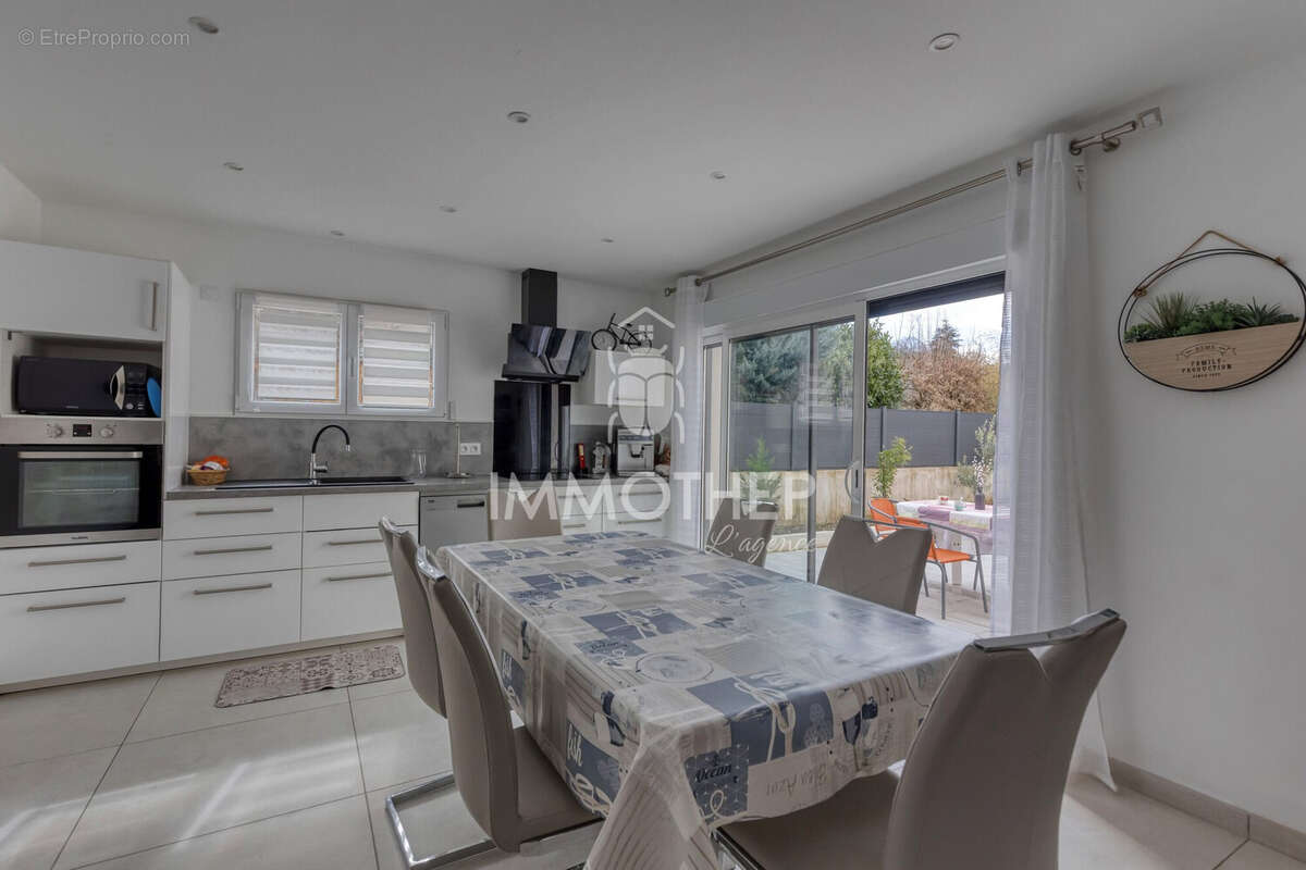 Appartement à EYBENS
