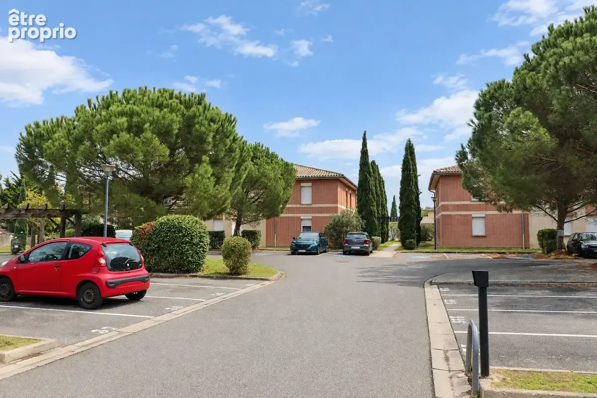 Eaunes cœur de ville - Agréable appartement T3 avec terrasse couverte - photo 12