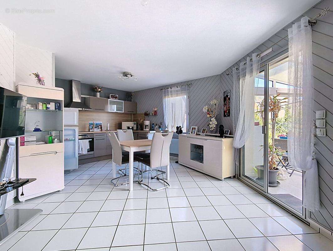 Maison à LA TURBALLE