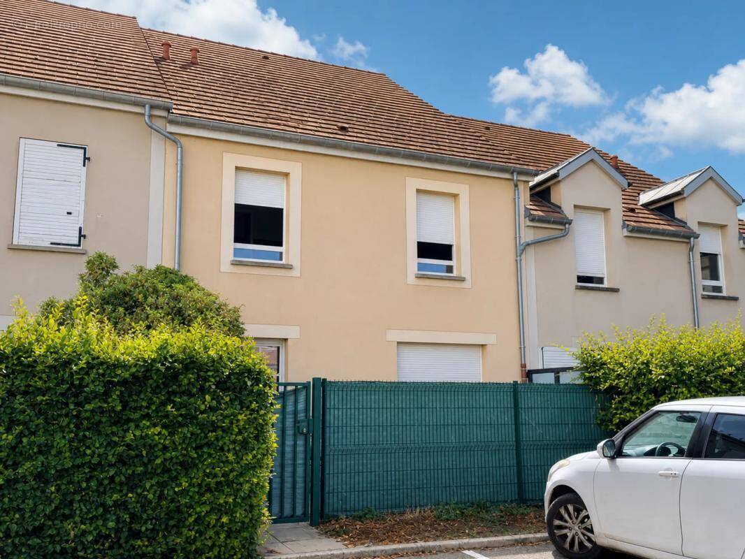 Appartement à MONTEREAU-FAULT-YONNE