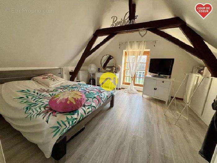 Maison à SAINTE-ALVERE