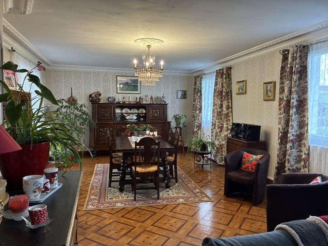 Maison à MONTREDON