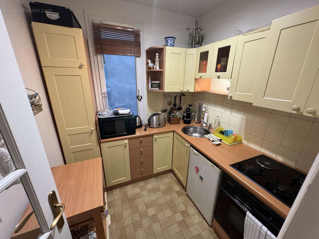 Appartement à PARIS-11E