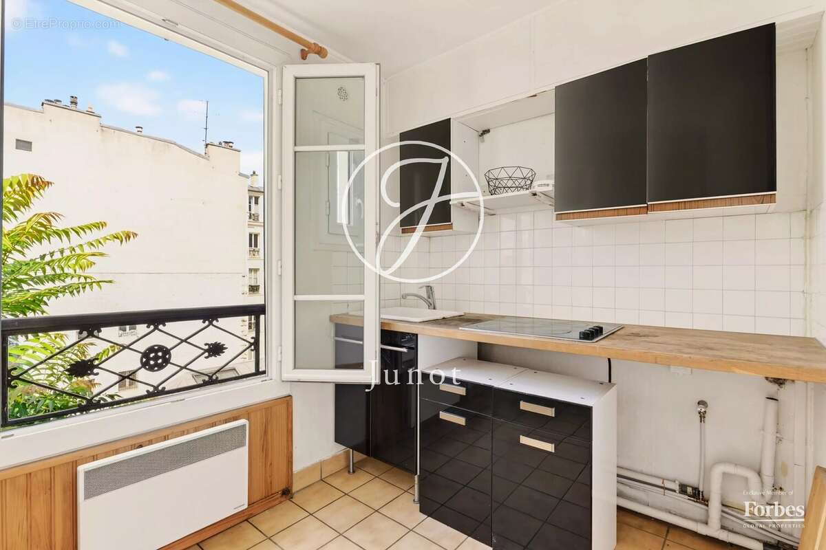 Paris 9e -  notre-dame-de-lorette / rue des martyrs - studio - 29,52m² carrez - photo 4