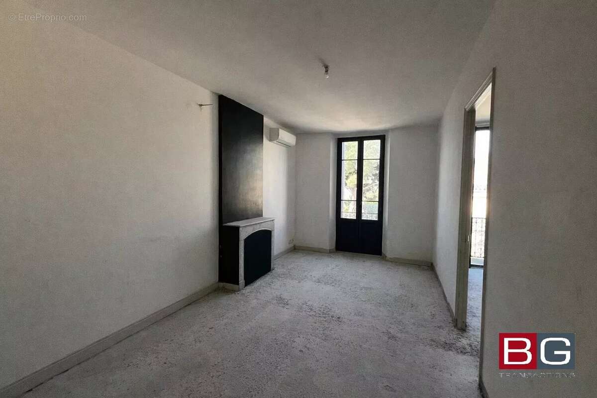 Appartement à VALLAURIS