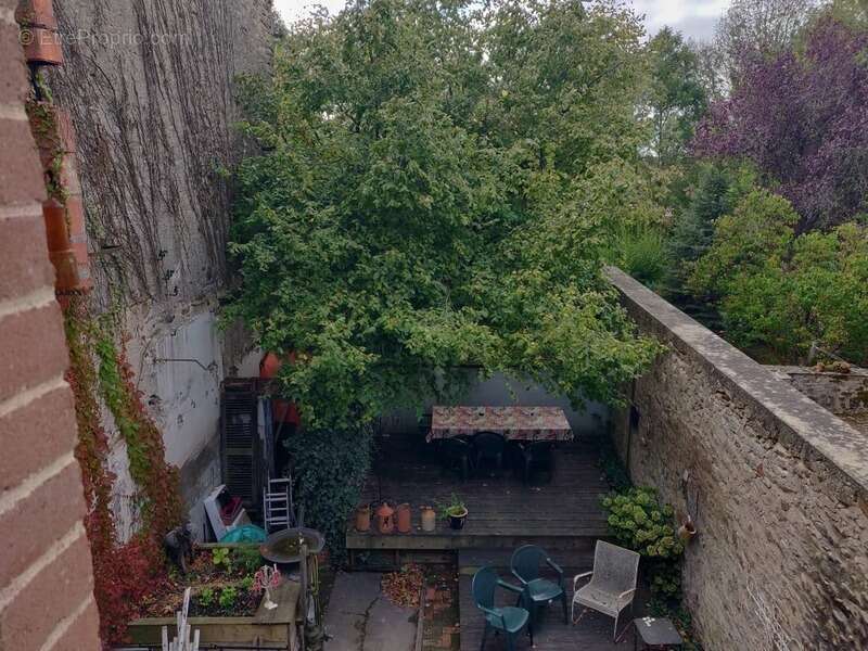 Maison à DUN-LE-PALESTEL