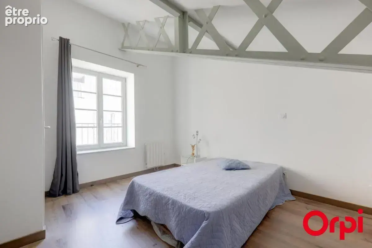 Magnifique  Duplex T4 avec terrasse et piscine - Lyon 5e - photo 8