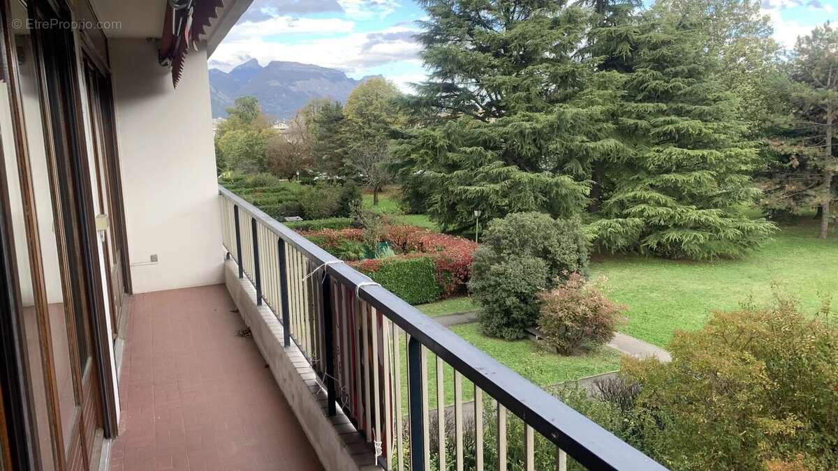 Appartement à ECHIROLLES