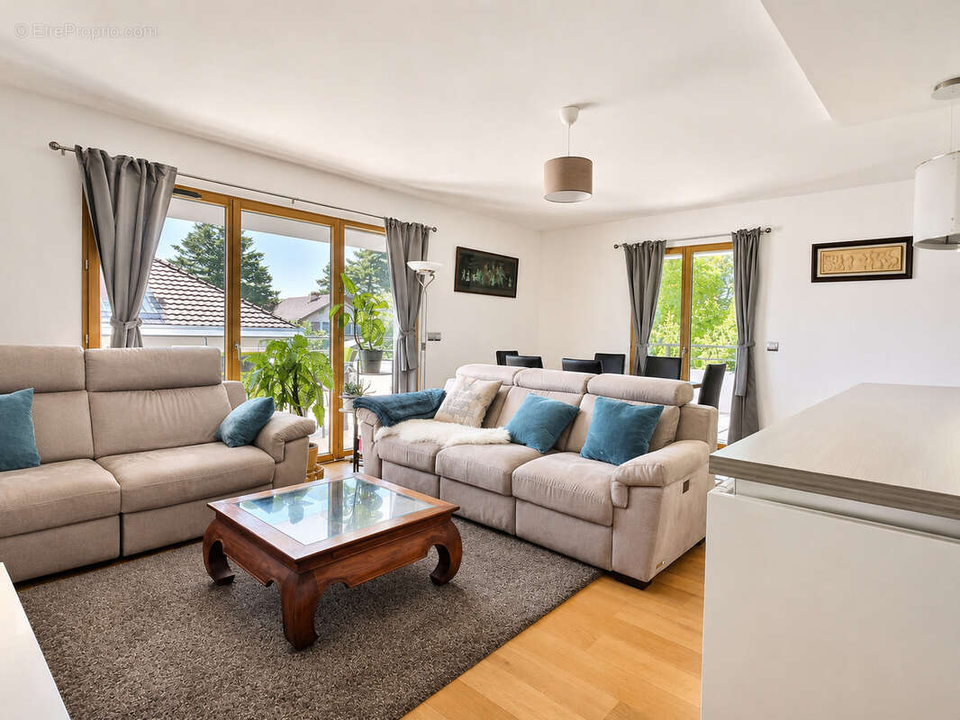 Appartement à DIVONNE-LES-BAINS