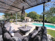 Maison à SAINT-SATURNIN-LES-APT