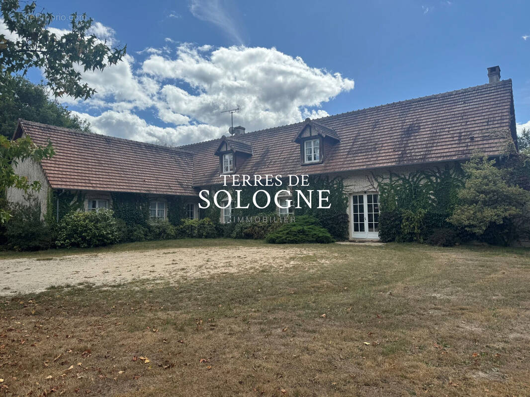 Maison à LAMOTTE-BEUVRON