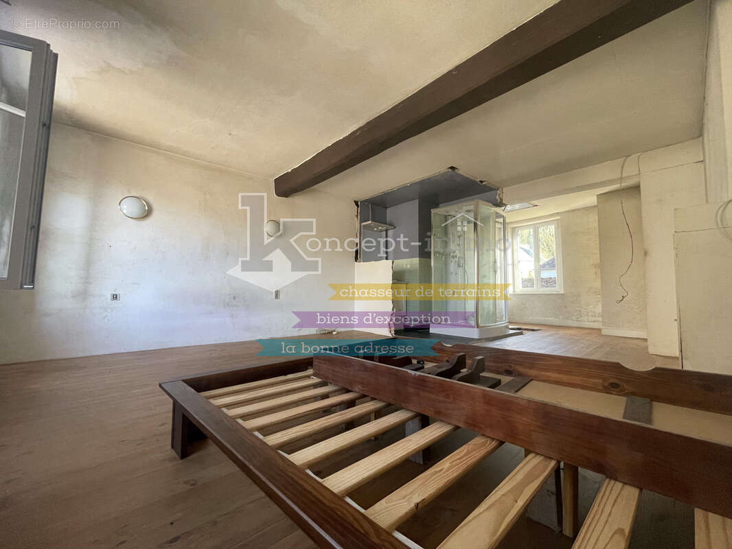 n°2 - Maison à CIRES-LES-MELLO