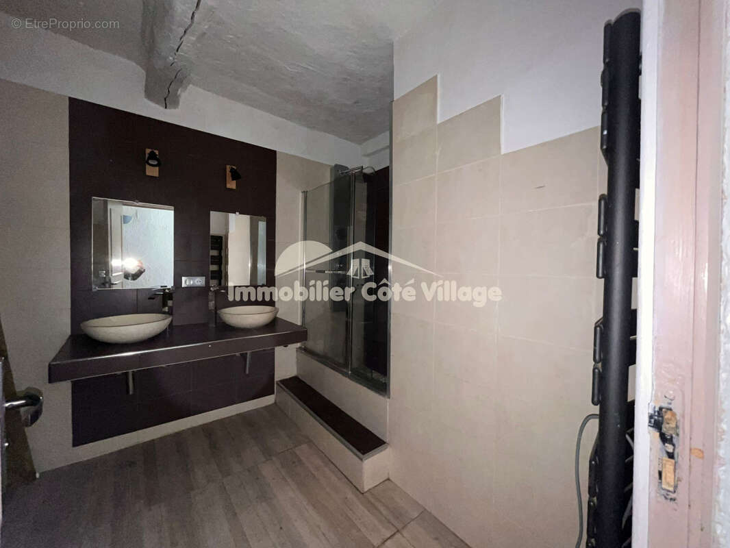 Appartement à TOUET-DE-L'ESCARENE