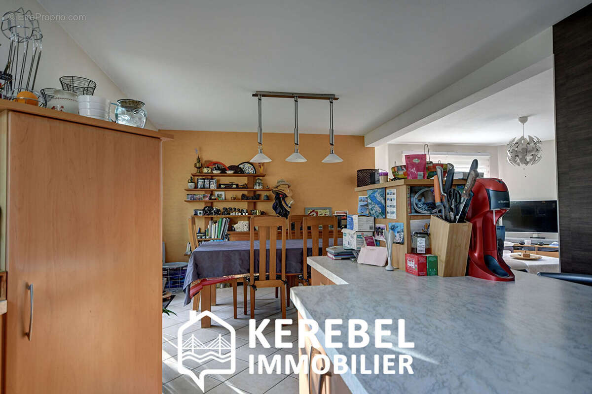 Maison à LOGONNA-DAOULAS