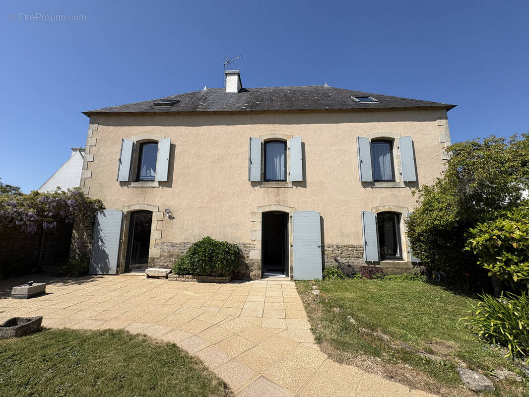 Maison à GOUESNACH