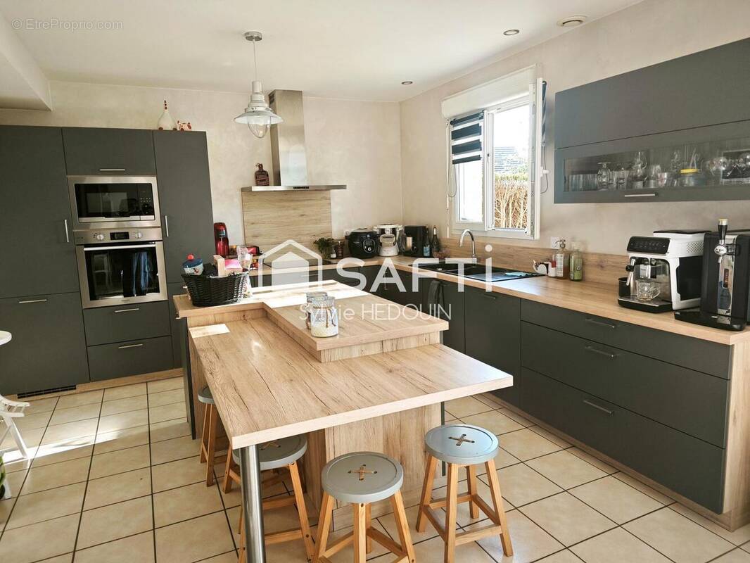 Photo 1 - Maison à SAINT-CALAIS-DU-DESERT