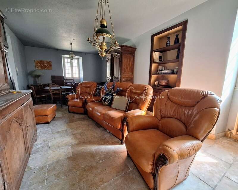 Maison à JUGEALS-NAZARETH