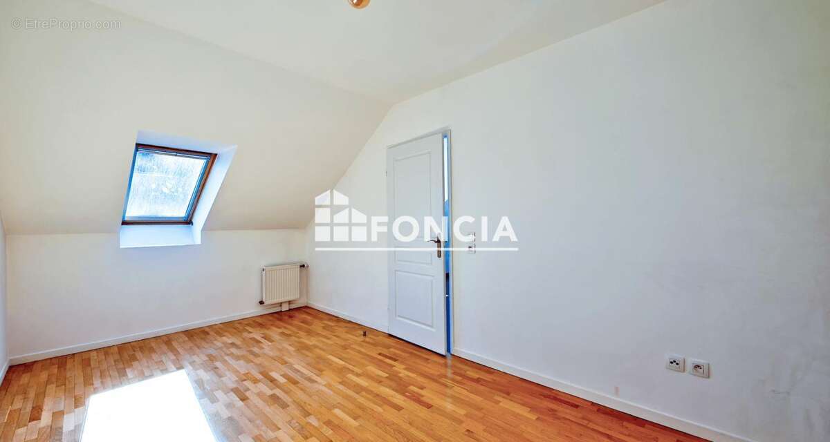 Appartement à PONTOISE