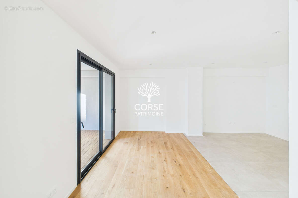 Appartement à PORTO-VECCHIO