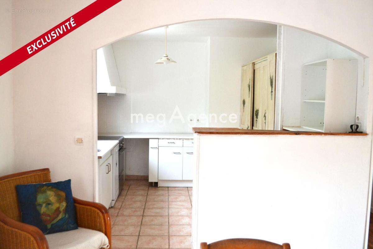 Maison à VILLEMOUSTAUSSOU