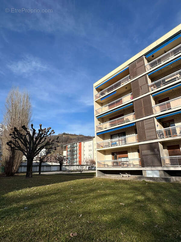 Appartement à ALBERTVILLE