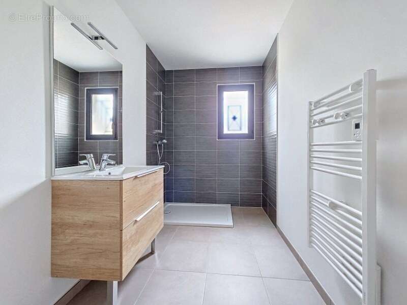 Maison à BIZE-MINERVOIS