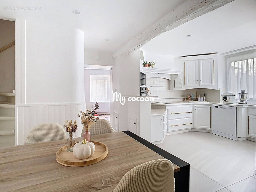 Maison à CHATEAU-GAILLARD