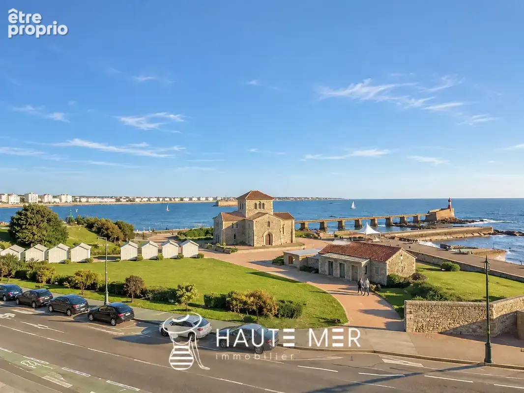 SAINT-NICOLAS - Appartement T4 avec l'océan pour horizon - photo 7