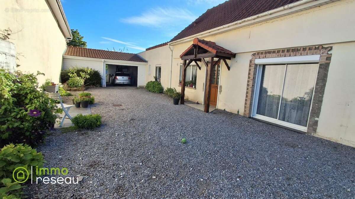 Maison à LES ATTAQUES