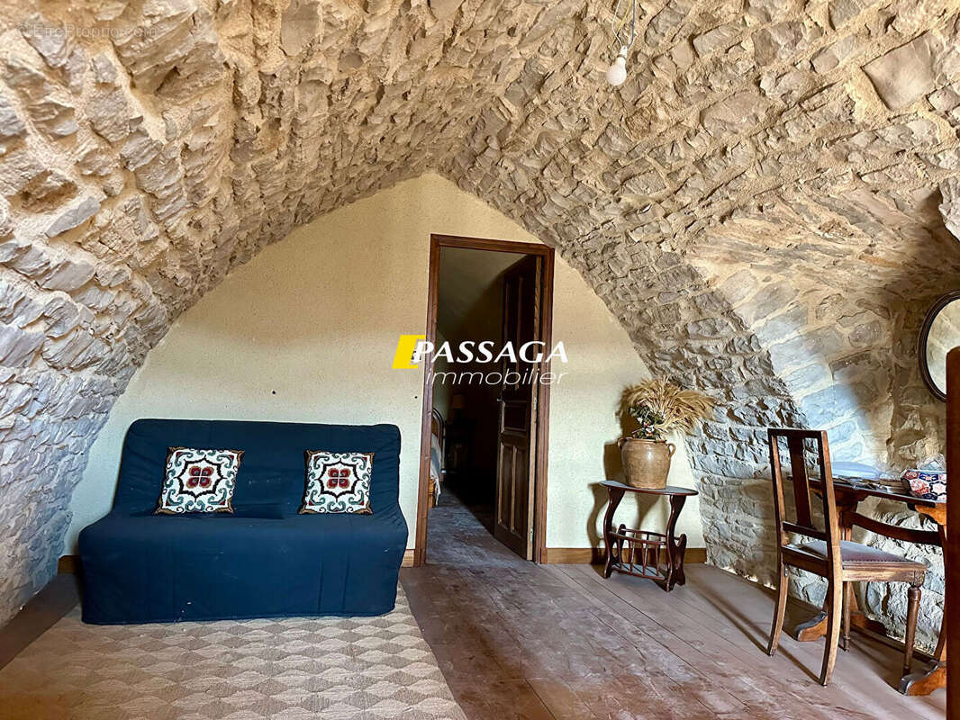 Maison à SEVERAC-LE-CHATEAU