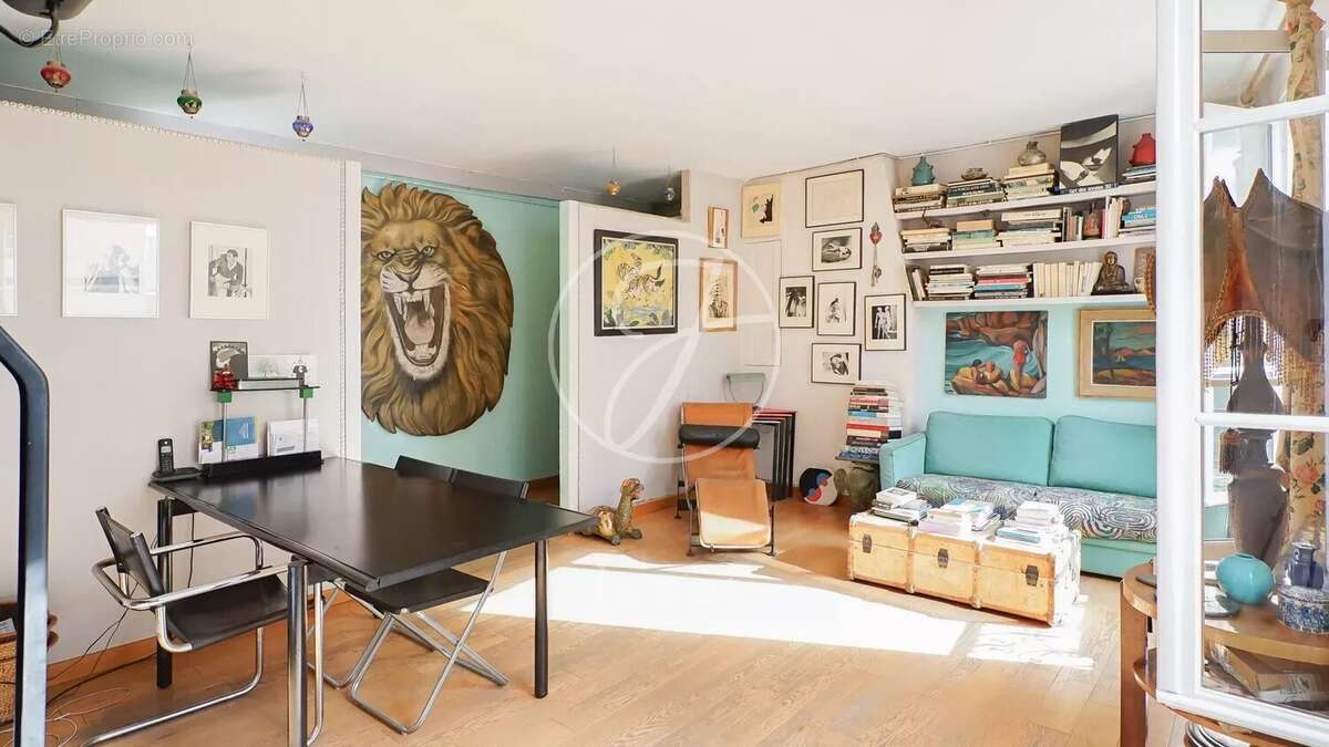 Appartement à PARIS-18E