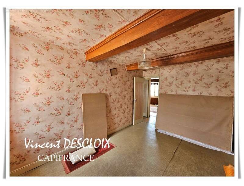 Maison à DUN-LES-PLACES