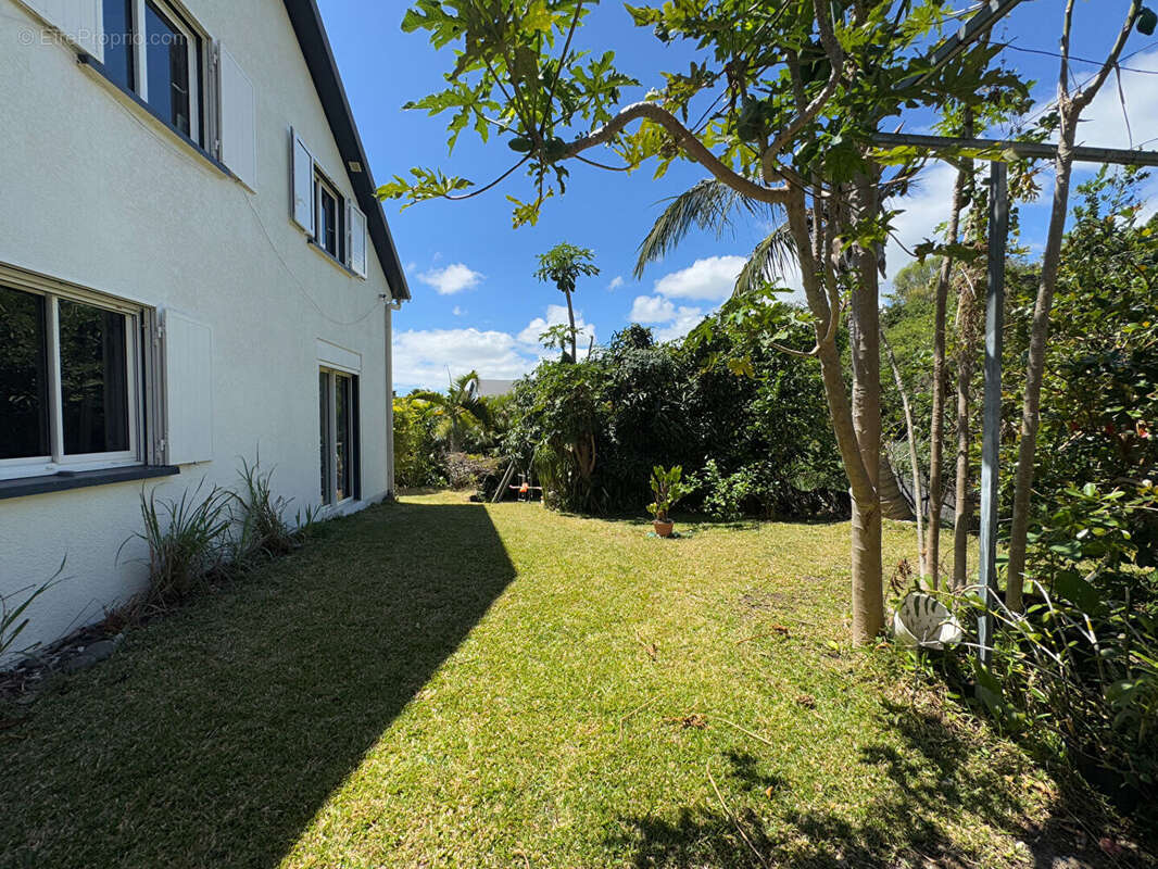 Maison à SAINT-DENIS