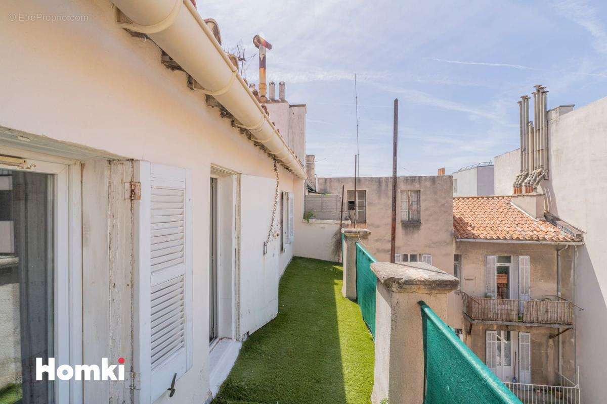 Appartement à MARSEILLE-6E